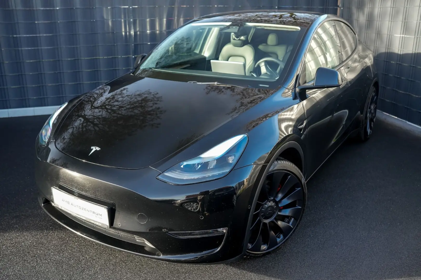 Model Y Performance Dual AWD PANO ACC AUTOPILOT