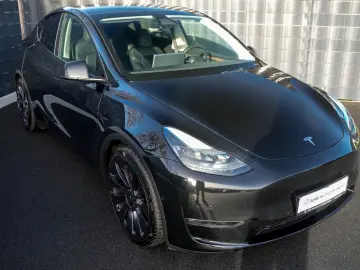 Model Y Performance Dual AWD PANO ACC AUTOPILOT