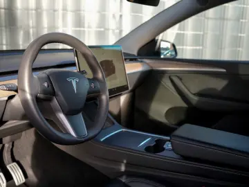 Model Y Performance Dual AWD PANO ACC AUTOPILOT