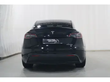 Model Y Performance Dual AWD SH LED
