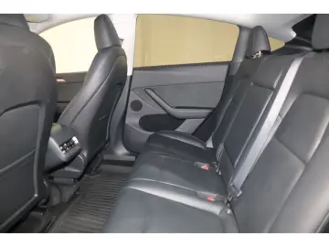 Model Y Performance Dual AWD SH LED