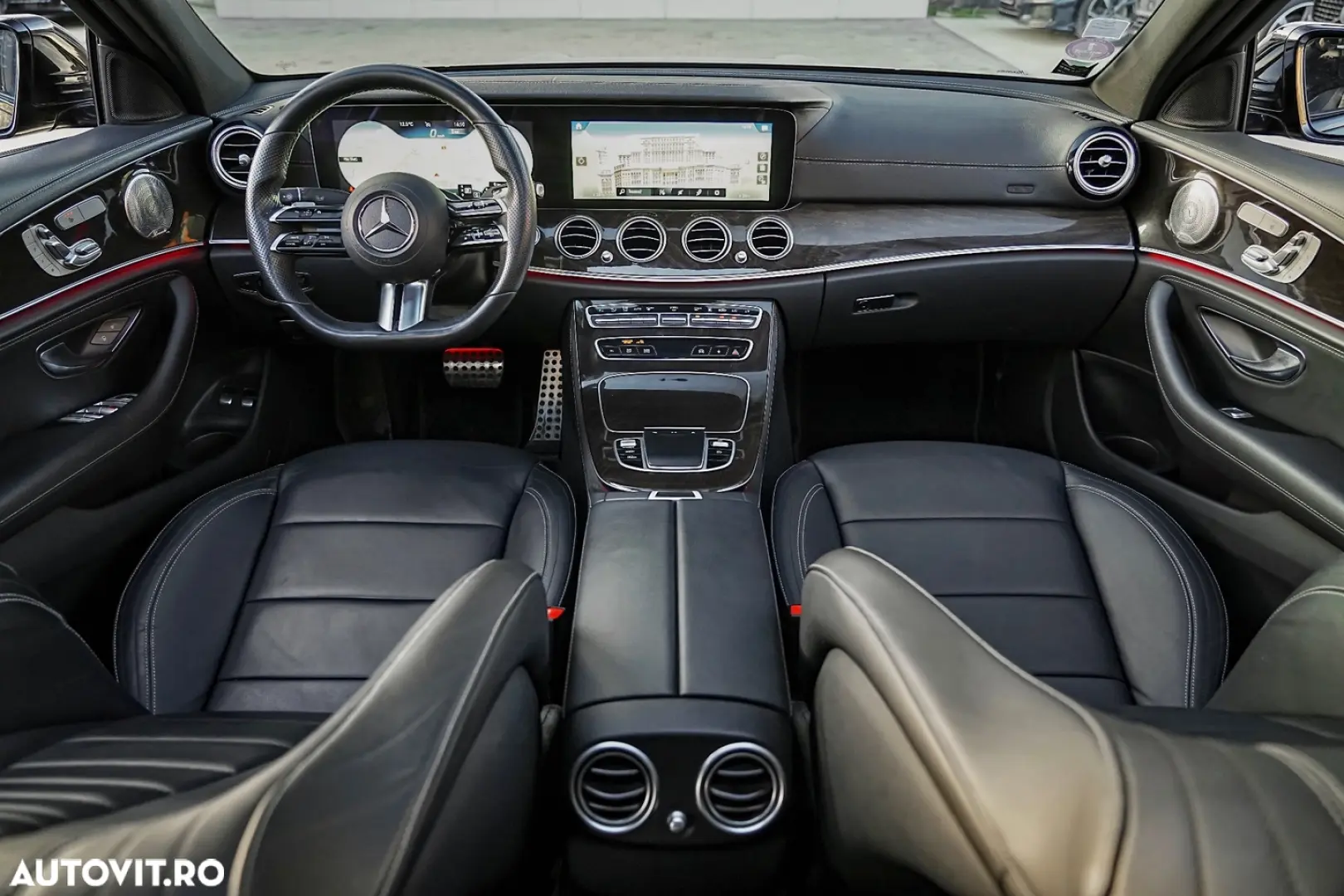 Mercedes-Benz E 300 9G-TRONIC AMG Line