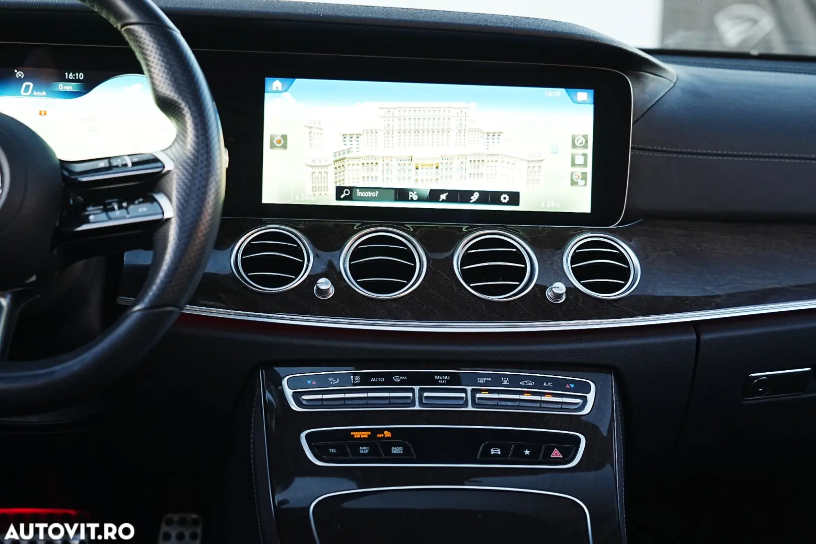 Mercedes-Benz E 300 9G-TRONIC AMG Line