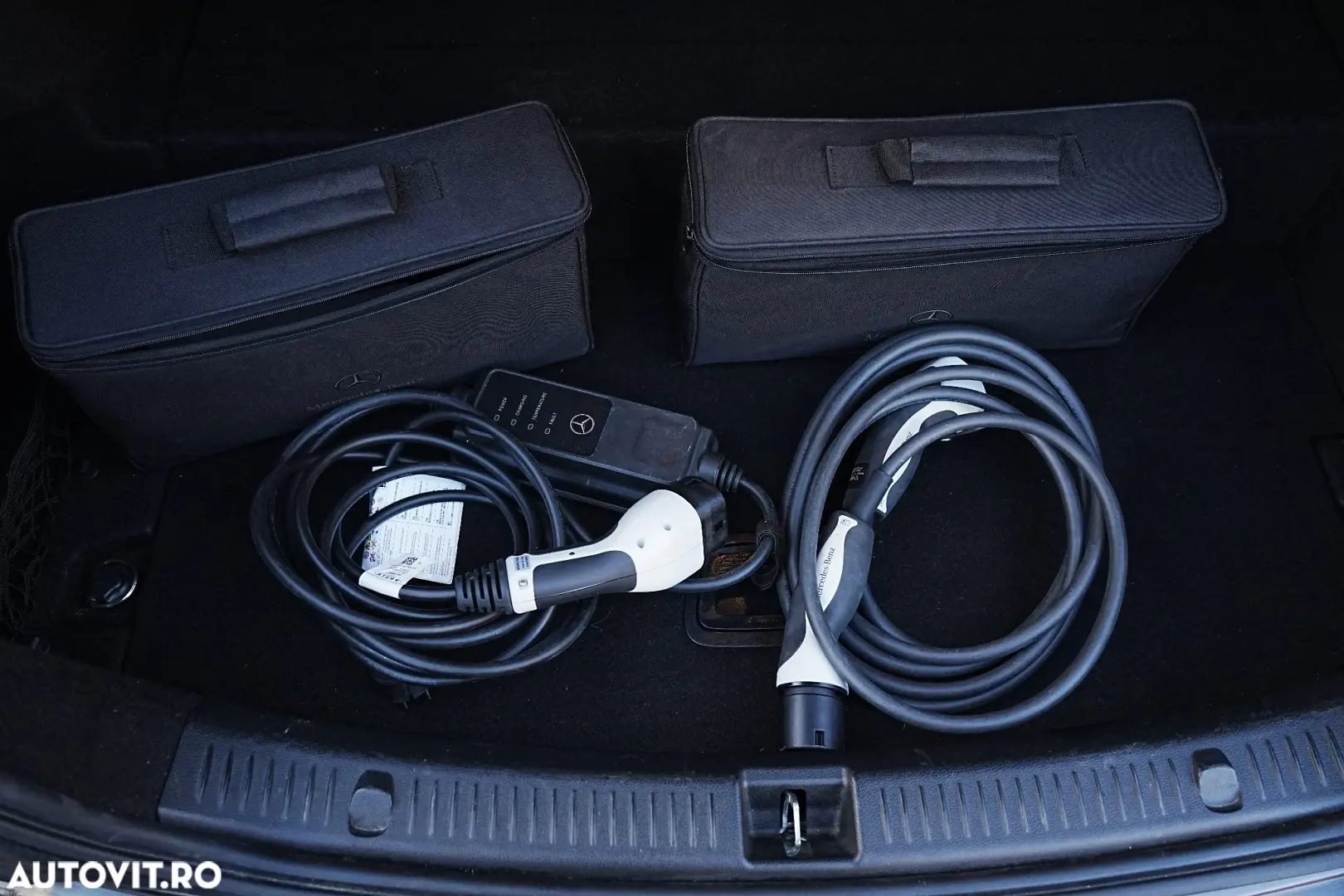 Mercedes-Benz E 300 9G-TRONIC AMG Line