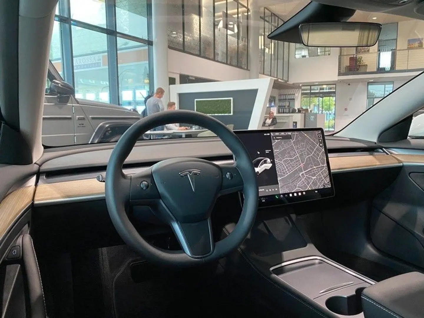 Model 3 AWD Long Range Dual Motor Navi LED