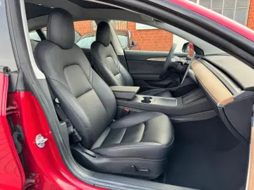 Model 3 Long Range AWD Facelift