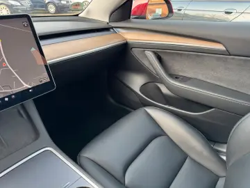 Model 3 Long Range AWD Facelift