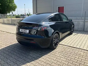 Model Y Performance Dual AWD