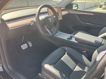 Model Y Performance Dual AWD
