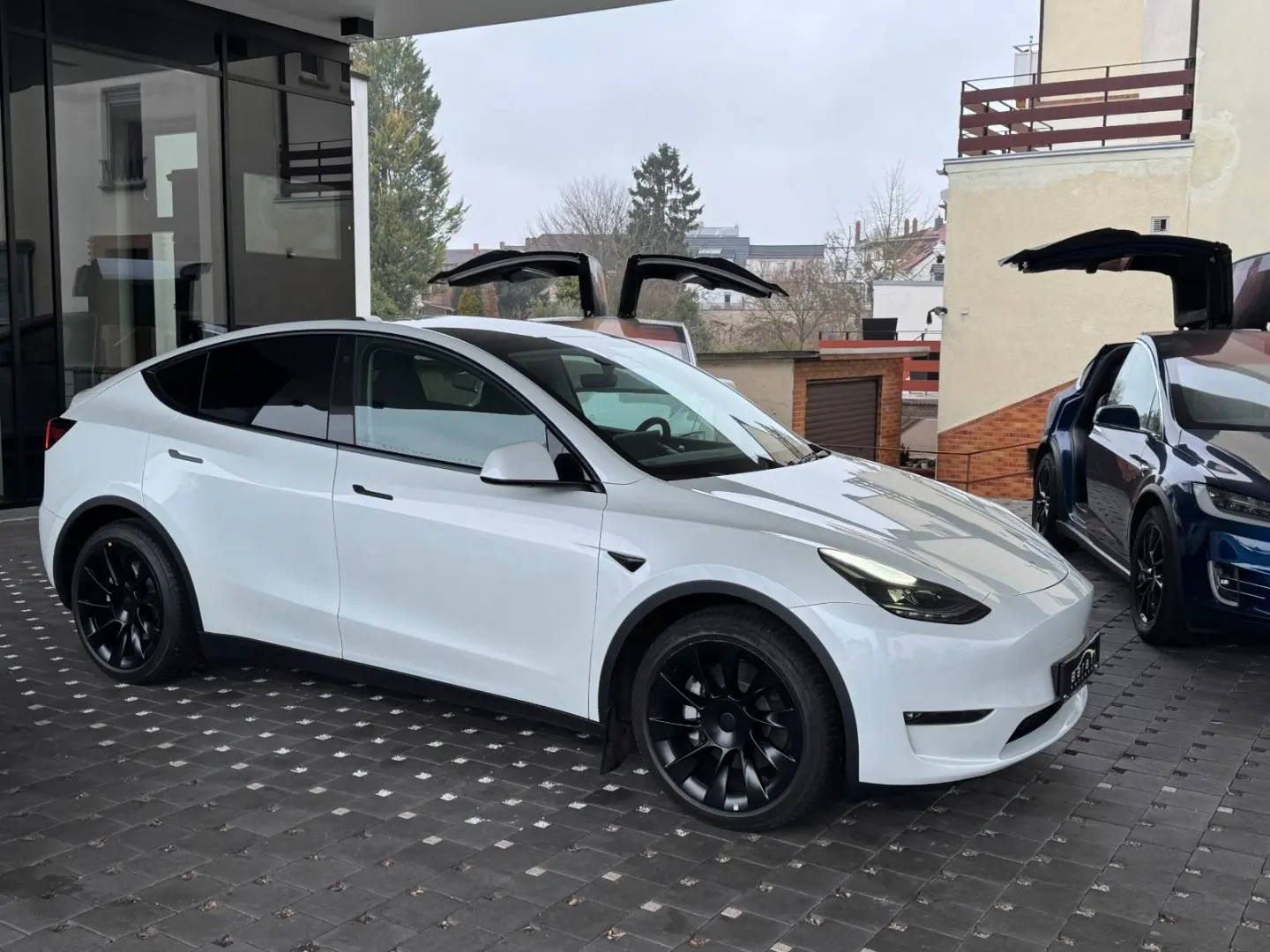 Model Y Premium Long Range DualAWD Matrix 20Zoll
