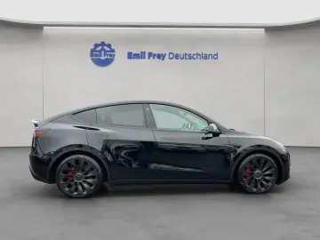 Model Y Performance Dual Motor AWD