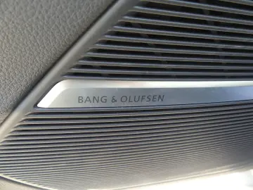 Q7 55 TFSI quattro S line 7SITZE HUD NACHT STHZ