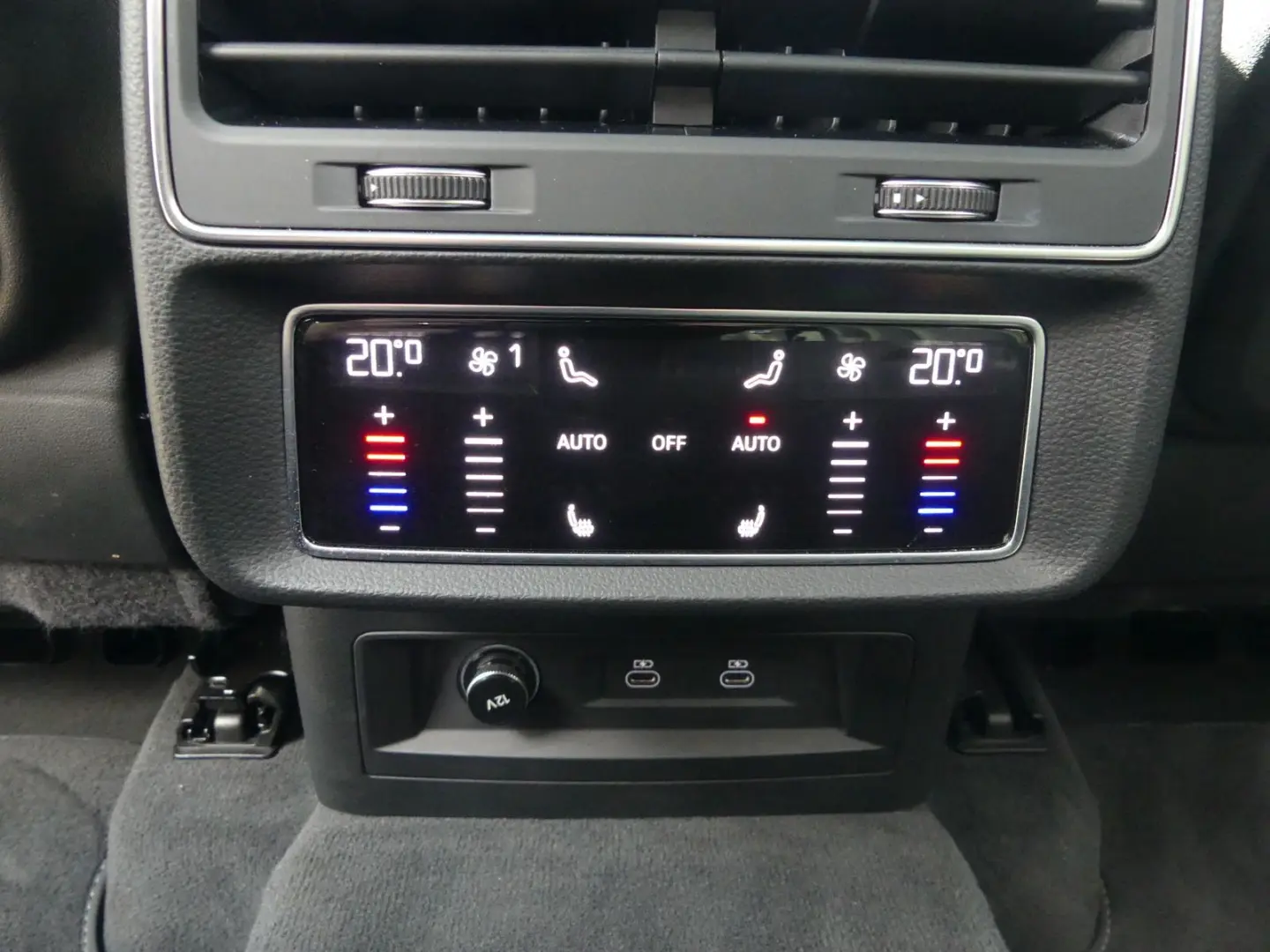 Q7 55 TFSI quattro S line 7SITZE HUD NACHT STHZ