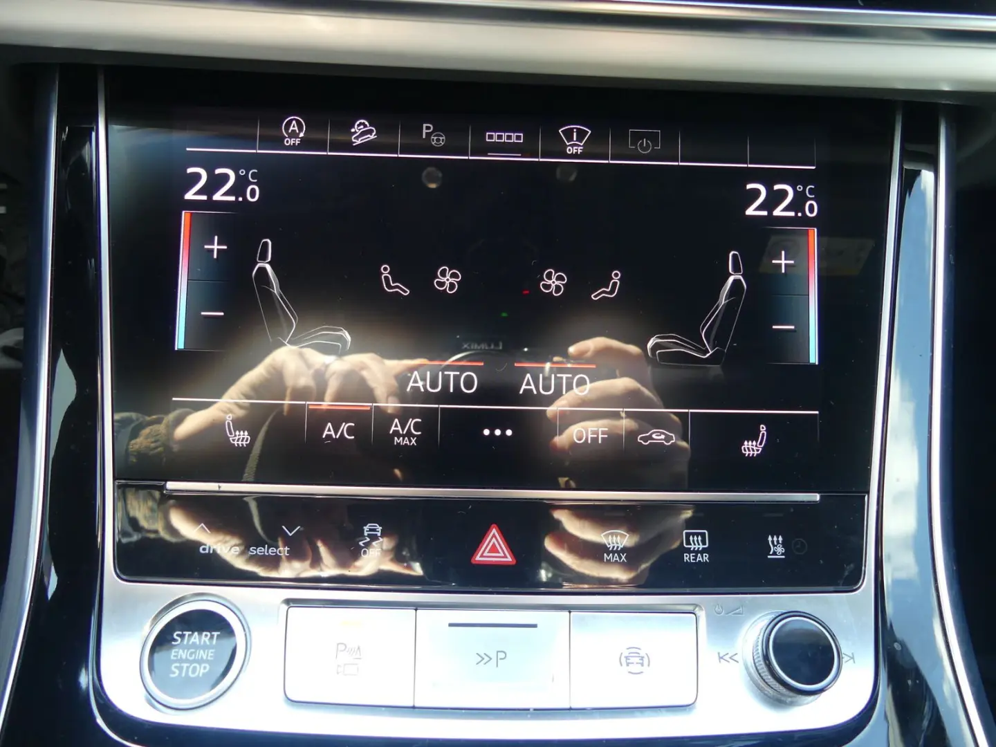 Q7 55 TFSI quattro S line 7SITZE HUD NACHT STHZ