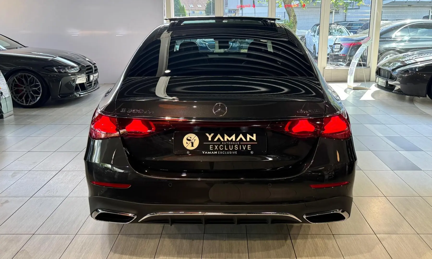 E 300 de 4Matic AMG Line  Pano HuD Burmester 20