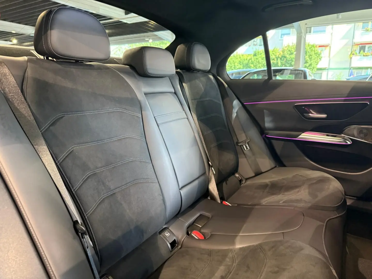 E 300 de 4Matic AMG Line  Pano HuD Burmester 20