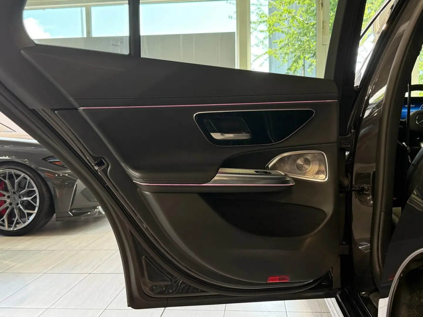 E 300 de 4Matic AMG Line  Pano HuD Burmester 20