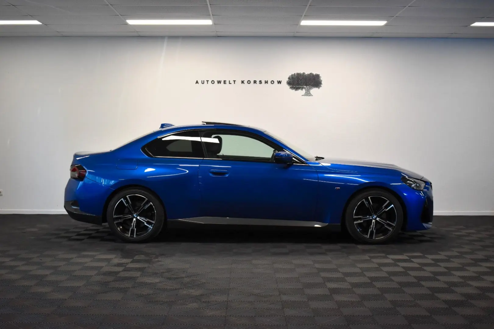 220 d M Sport  H&K  KEYLESS  S-DACH  AHK  ACC