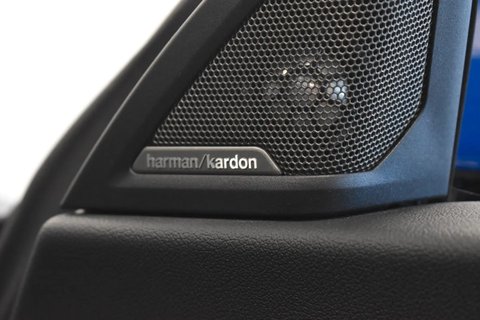 220 d M Sport  H&K  KEYLESS  S-DACH  AHK  ACC