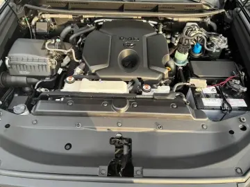 Land Cruiser 2.8 D4-D TEC Edition AHK PANO JBL B