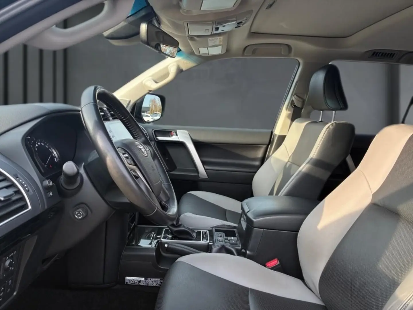 Land Cruiser 2.8 D4-D TEC Edition AHK PANO JBL B