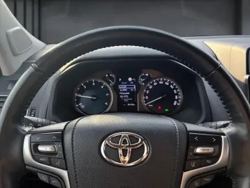 Land Cruiser 2.8 D4-D TEC Edition AHK PANO JBL B