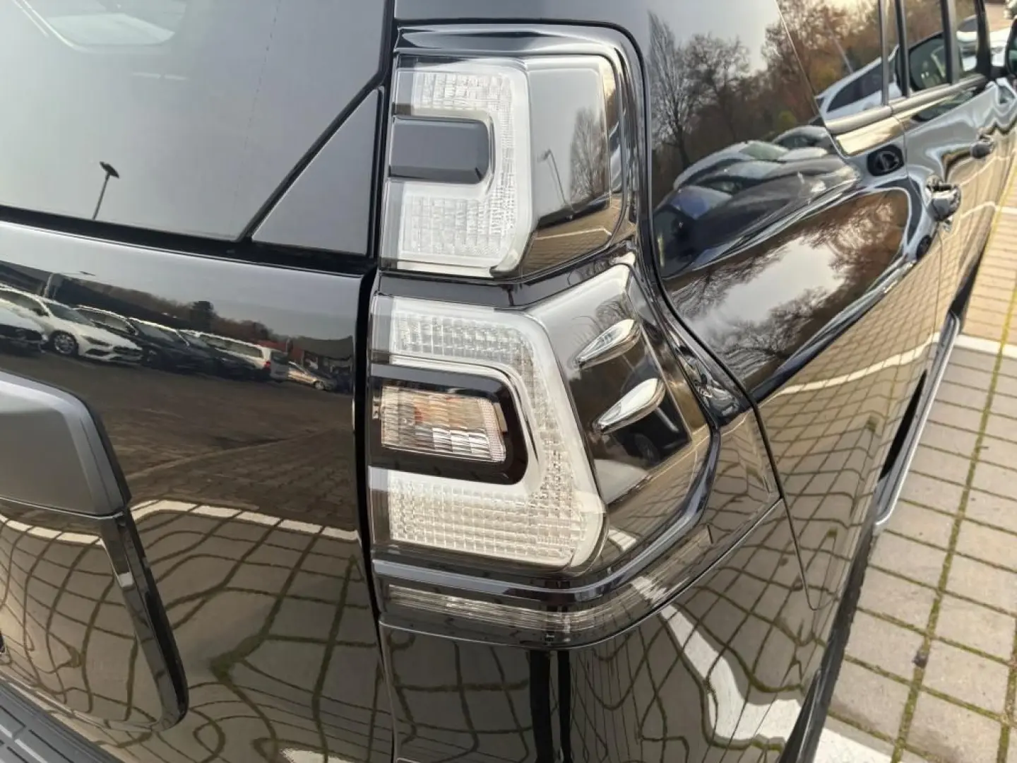 Land Cruiser 2.8 D4-D TEC Edition AHK PANO JBL B