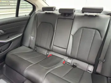 330e Lim Sport Line LED DrivAs HiFi SHZ