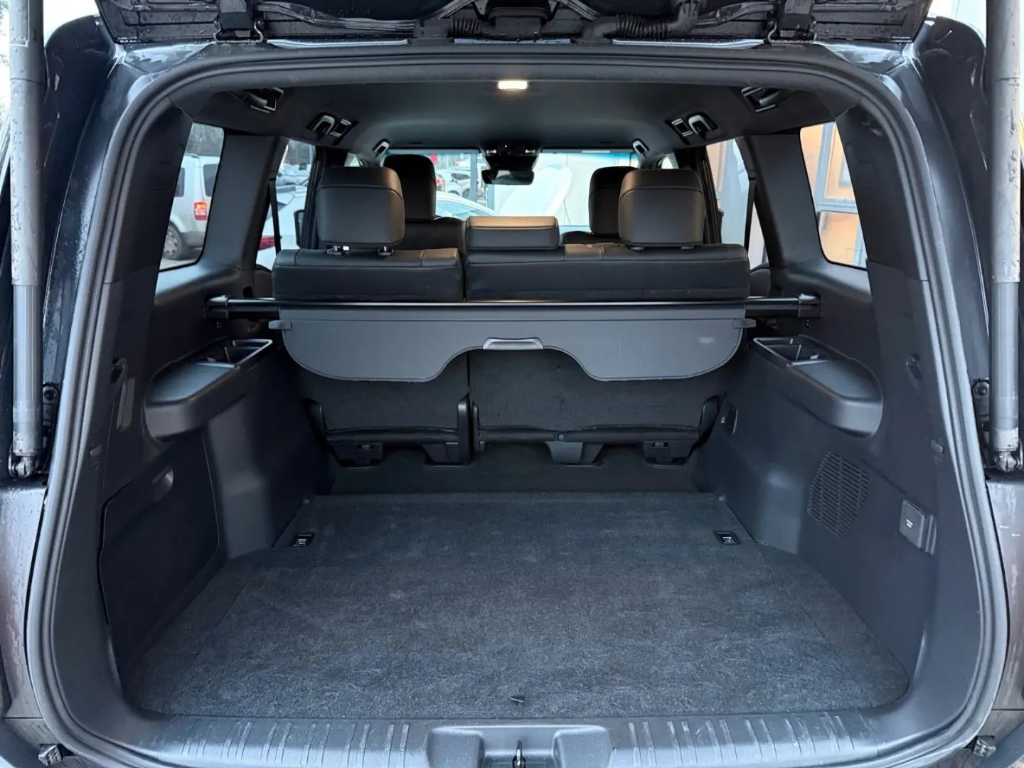 Land Cruiser 2 8 D-4D AWD Executive  AHK   360