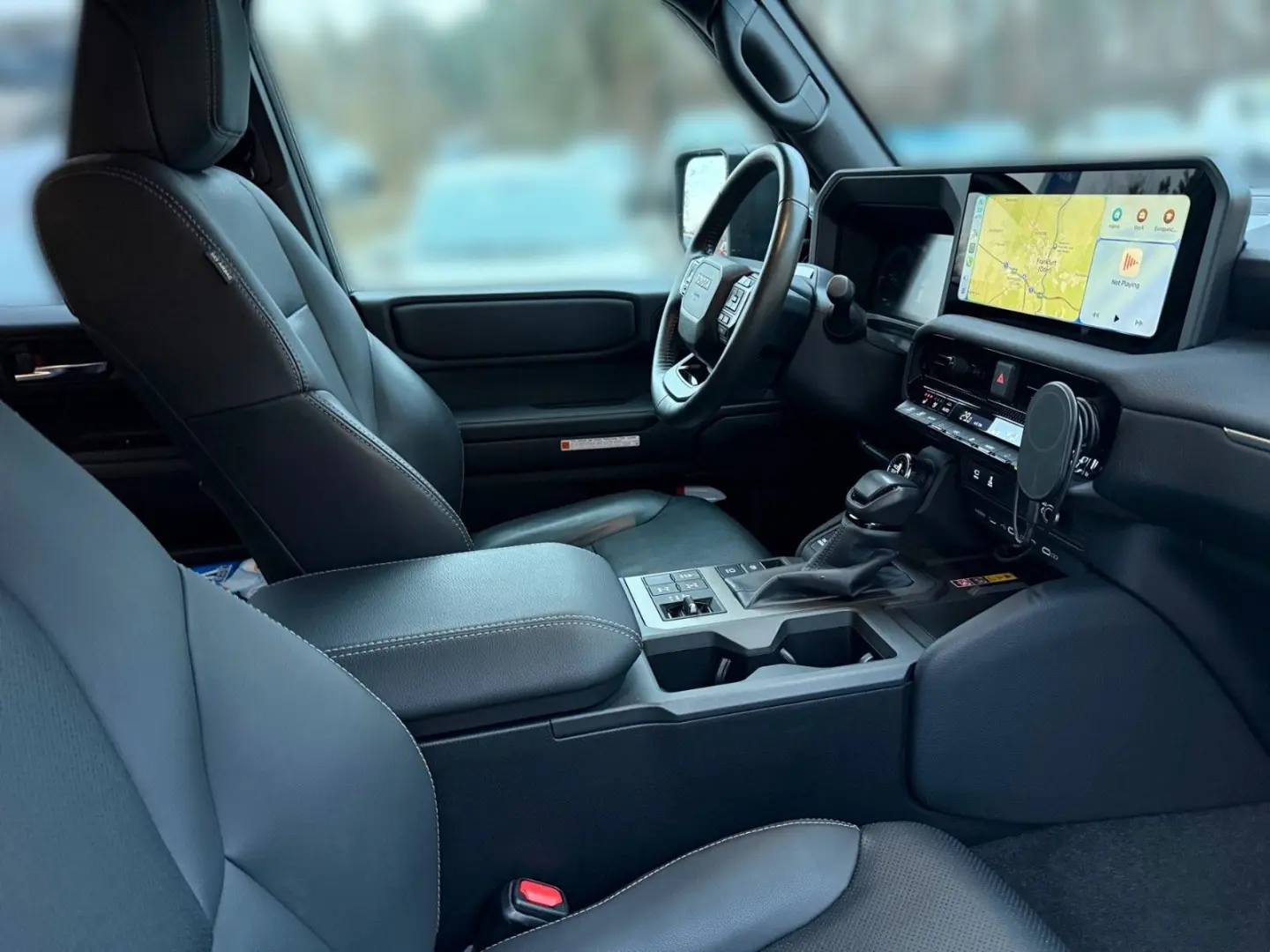 Land Cruiser 2 8 D-4D AWD Executive  AHK   360