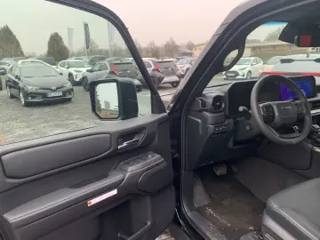 Land Cruiser 2.8 Executive SITZHZG KÜHLUNG NAVI