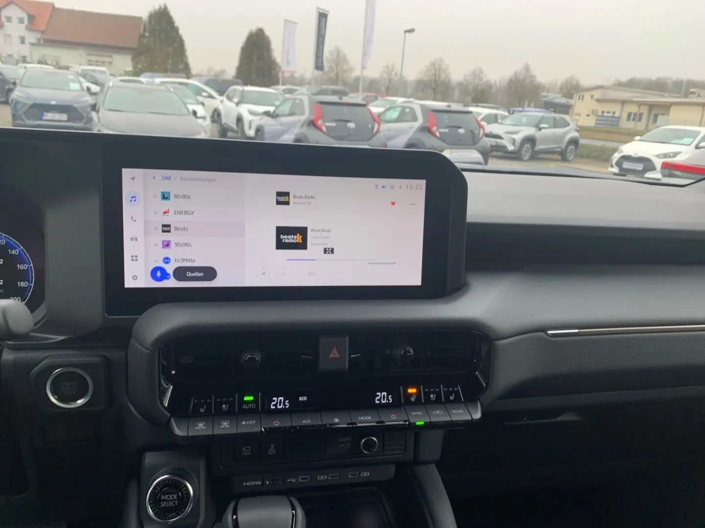 Land Cruiser 2.8 Executive SITZHZG KÜHLUNG NAVI