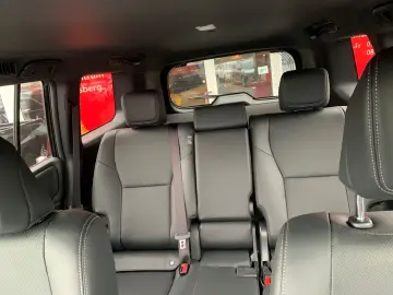 Land Cruiser 2.8 Executive SITZHZG KÜHLUNG NAVI