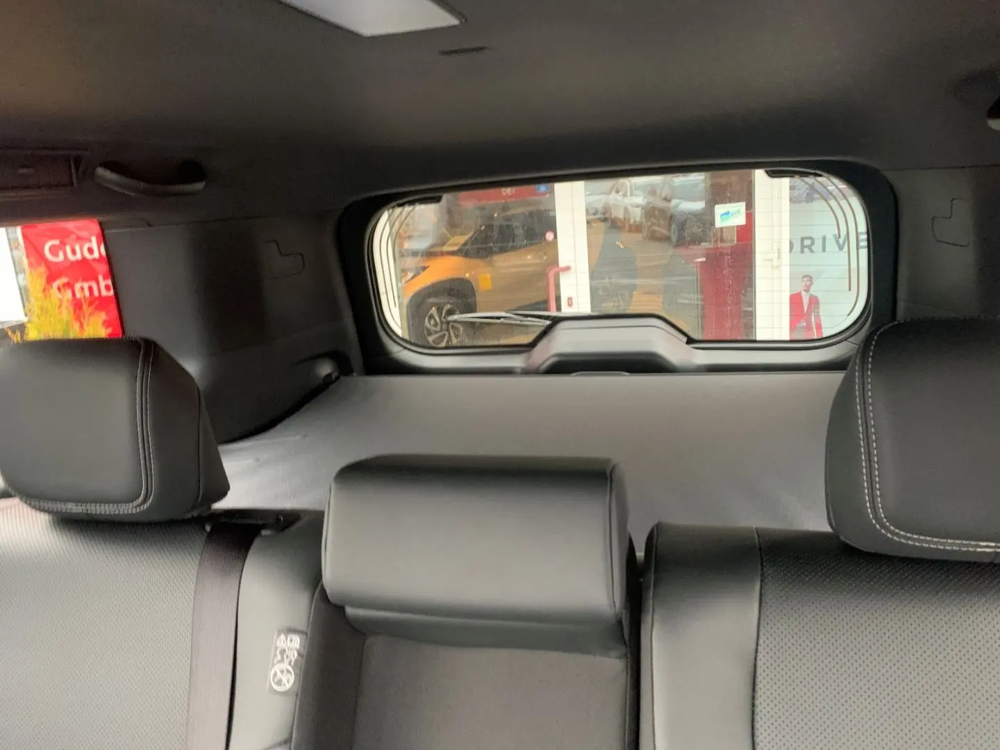 Land Cruiser 2.8 Executive SITZHZG KÜHLUNG NAVI