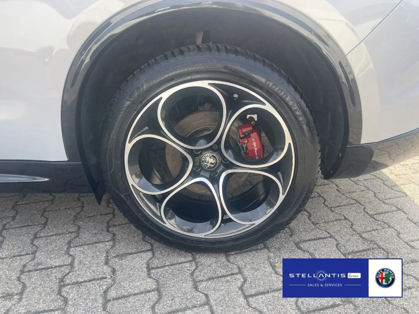 Stelvio 2.0 Turbo 16V Veloce Q4 AT8