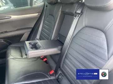 Stelvio 2.0 Turbo 16V Veloce Q4 AT8