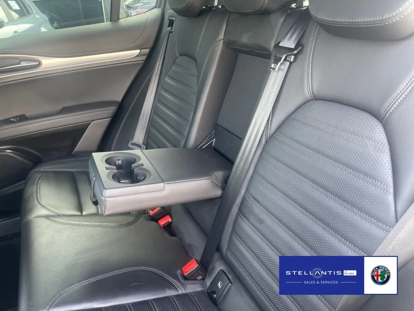 Stelvio 2.0 Turbo 16V Veloce Q4 AT8