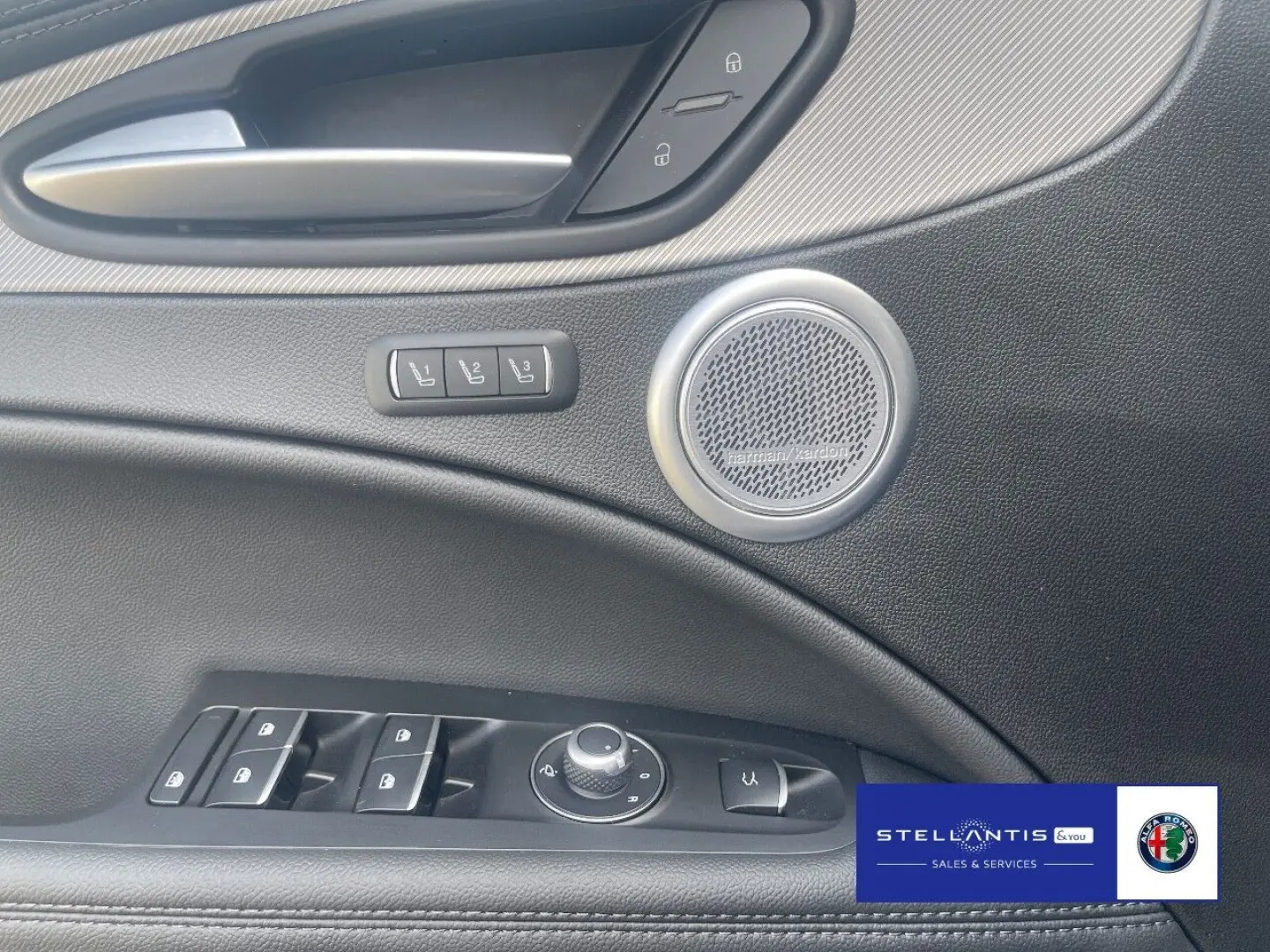 Stelvio 2.0 Turbo 16V Veloce Q4 AT8