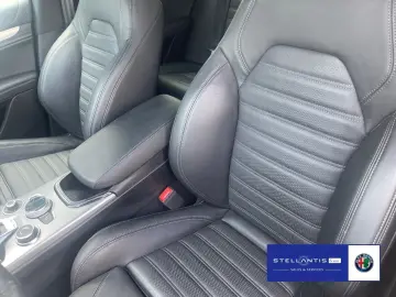 Stelvio 2.0 Turbo 16V Veloce Q4 AT8