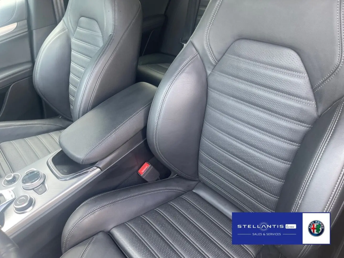 Stelvio 2.0 Turbo 16V Veloce Q4 AT8