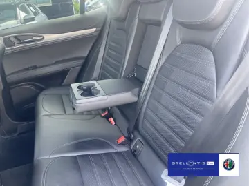 Stelvio 2.0 Turbo 16V Veloce Q4 AT8