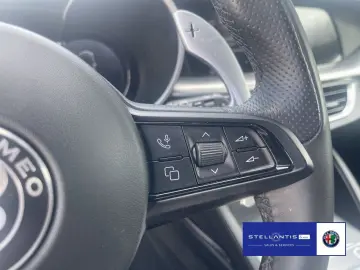 Stelvio 2.0 Turbo 16V Veloce Q4 AT8