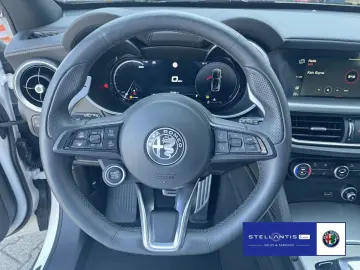 Stelvio 2.0 Turbo 16V 280 Veloce Q4 8AT