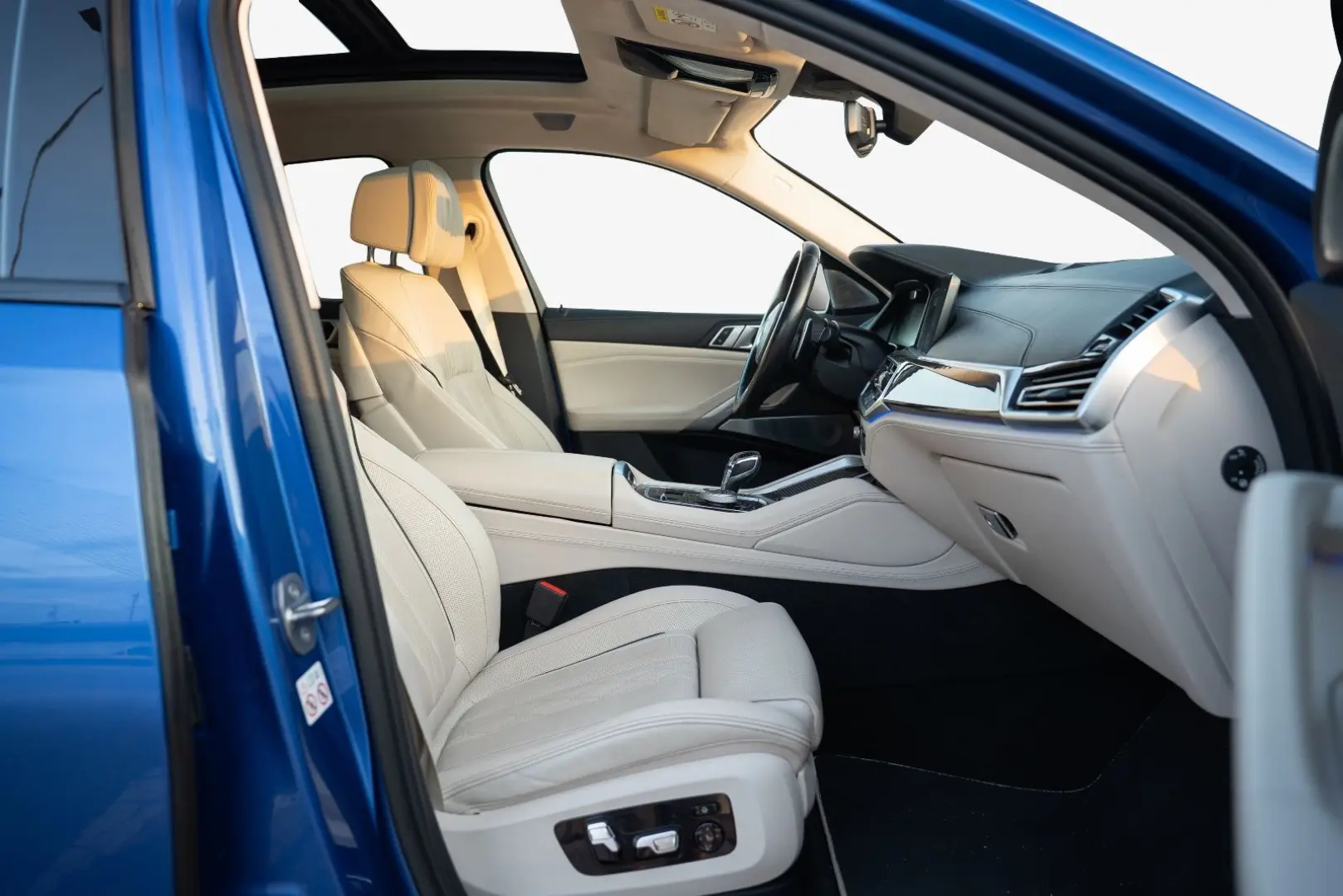 BMW X6 xDrive40i MSPORT B&W LASER SKY CARBON