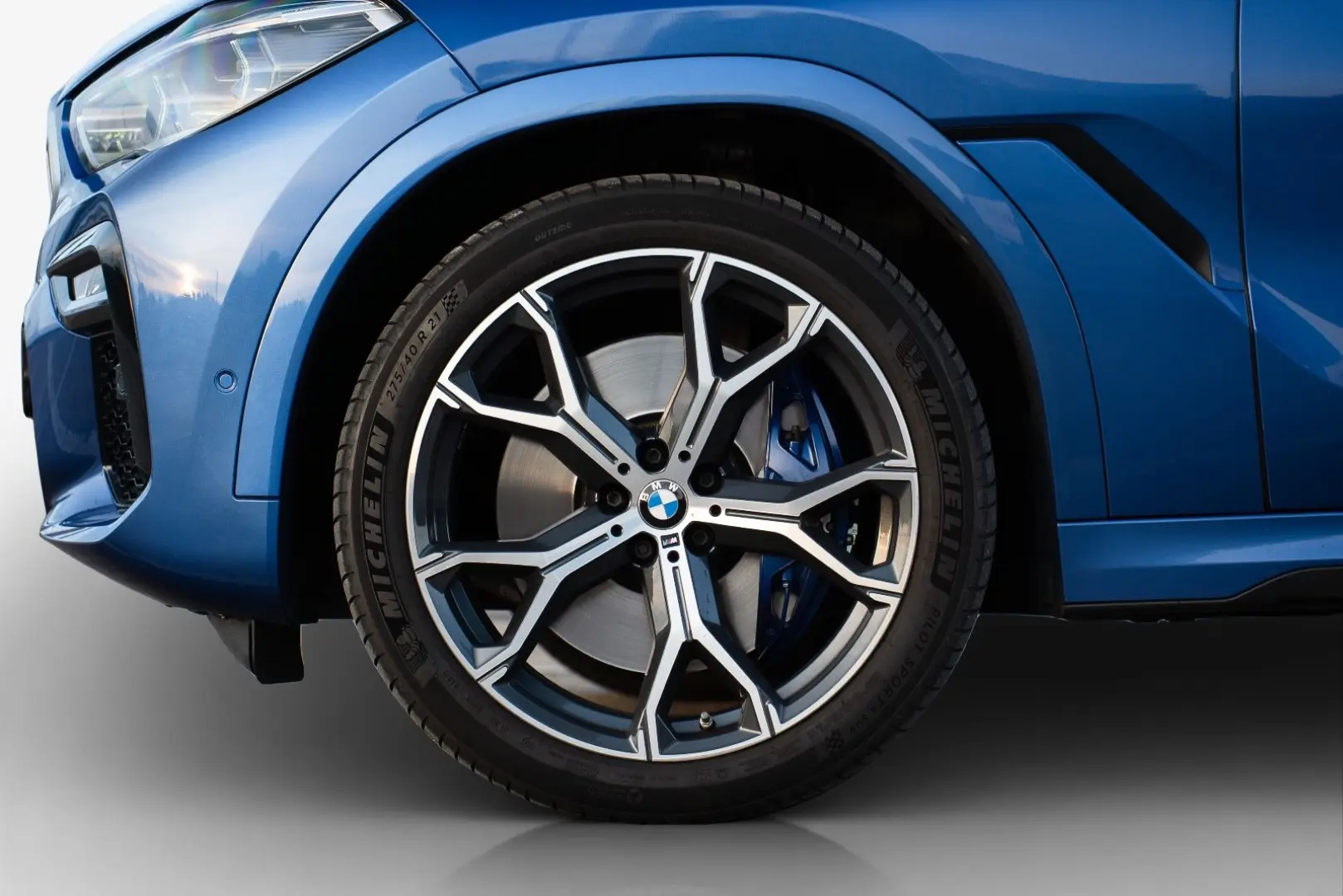 BMW X6 xDrive40i MSPORT B&W LASER SKY CARBON