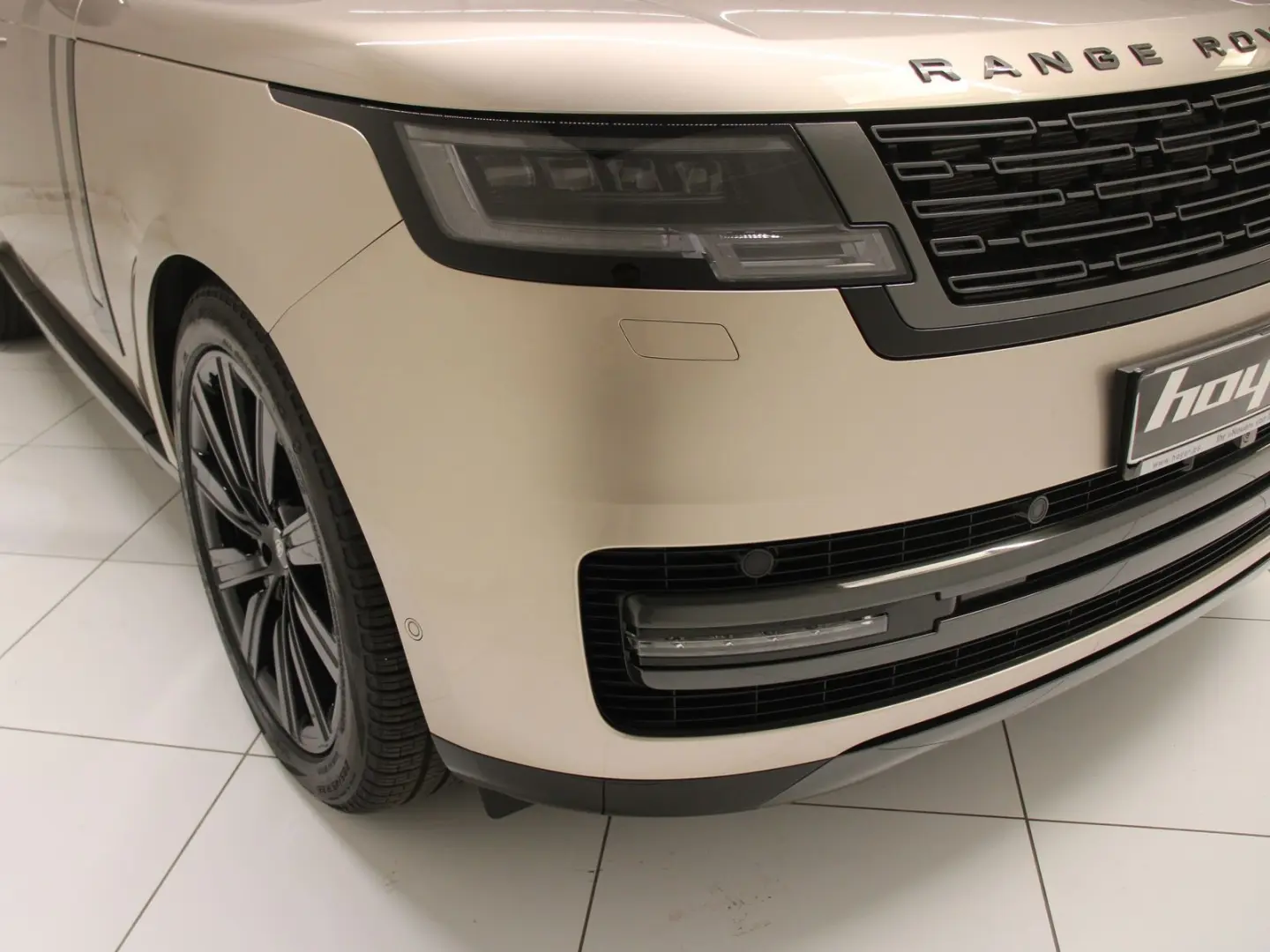 Range Rover P460e Hybrid HSE AHK Pano Head-Up
