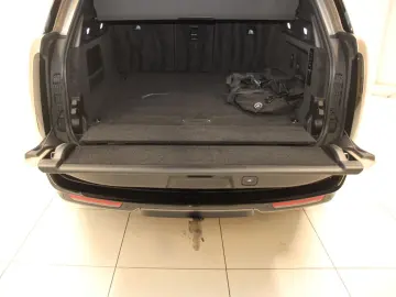 Range Rover P460e Hybrid HSE AHK Pano Head-Up