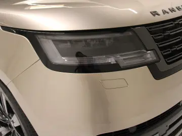 Range Rover P460e Hybrid HSE AHK Pano Head-Up