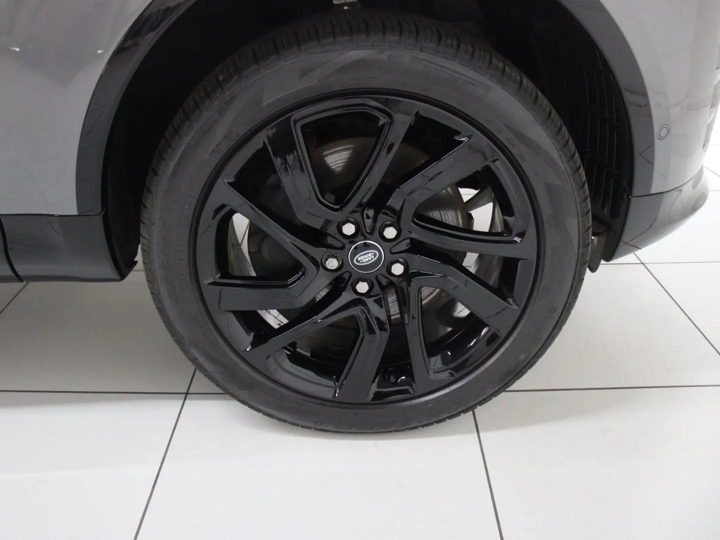 Discovery 5 D350 Dynamic SE AWD 7Sitze AHK Pano