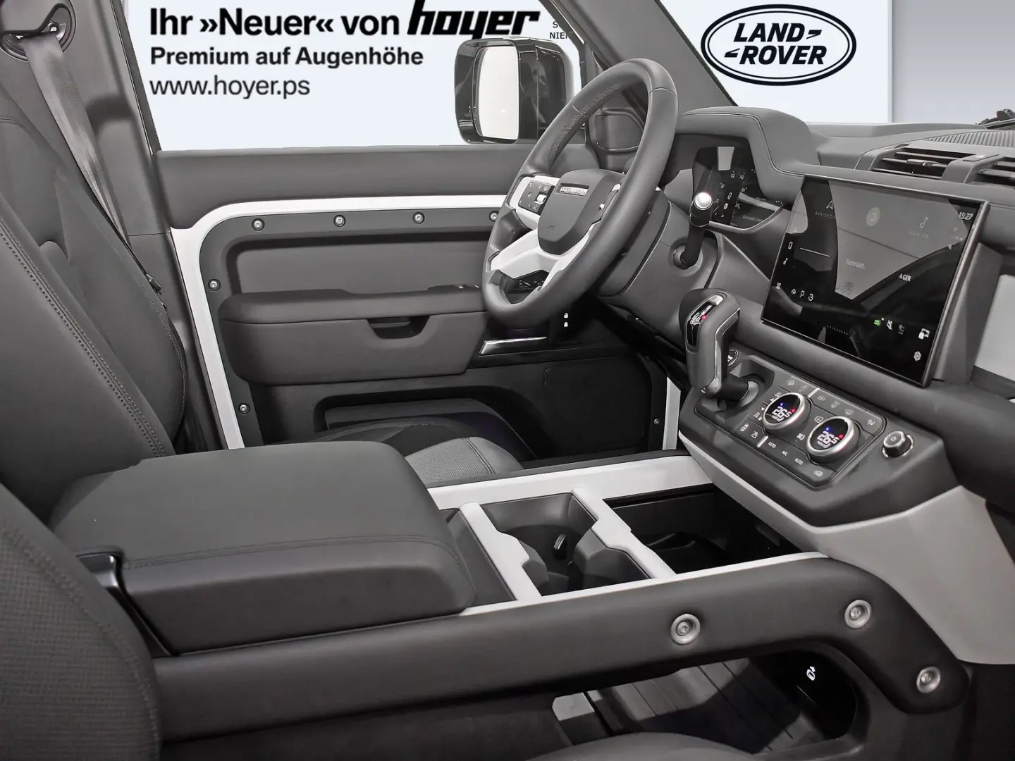 Defender 110 D300 X-Dynamic SE AHK Pano HUD DAB